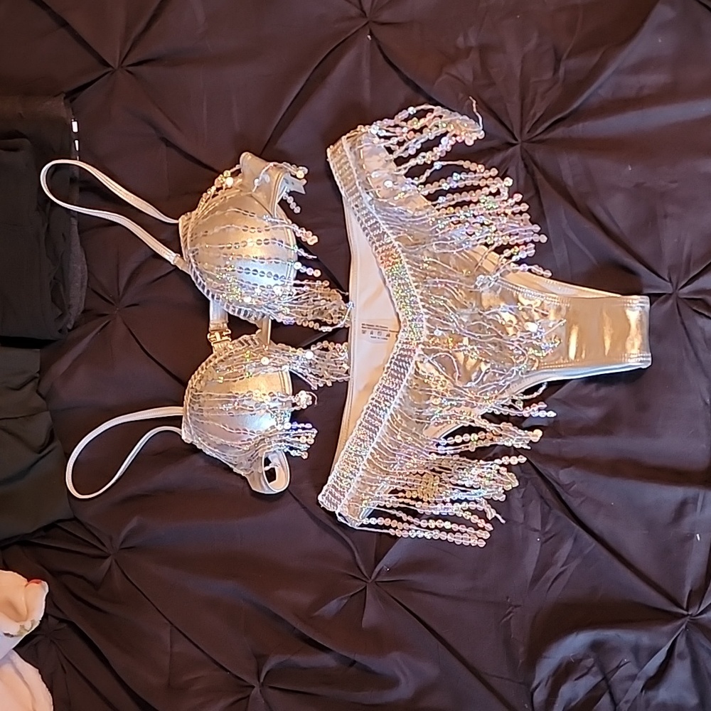 2 piece set